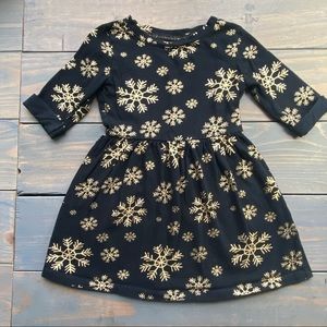 Girls Size XS (4/5) Black Fleece Lined Dress with Gold Snowflakes